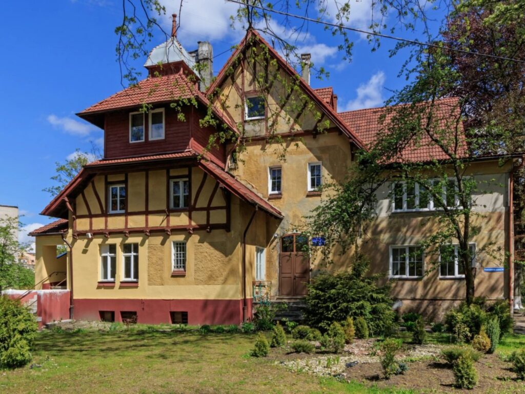 Listing cover image